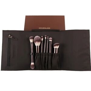 Hourglass Makeup 7pcs Brush Set in bronze case